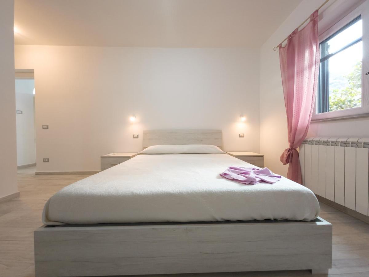 Sorrento Realty Holidays - The Smile Of The Sun ภายนอก รูปภาพ